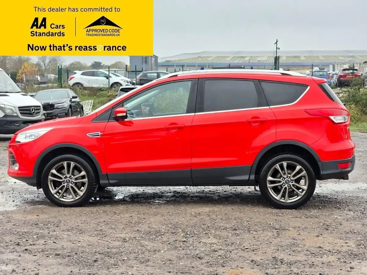 Used Ford Kuga Titanium X 182 HP (133 kW) 2015 Red SUV