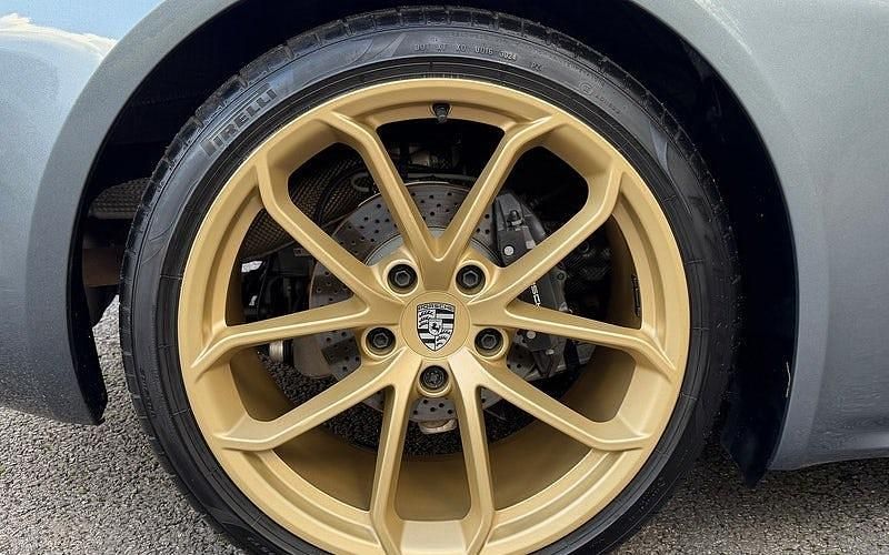 Used Porsche 718 Cayman Edition 300 HP (220 kW) 2025 Coupe