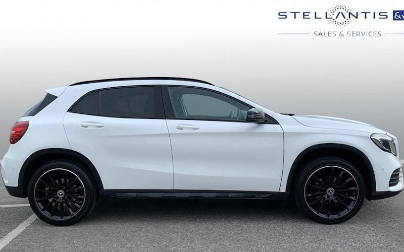 Used Mercedes GLA180 AMG line 122 HP (89 kW) 2020 SUV