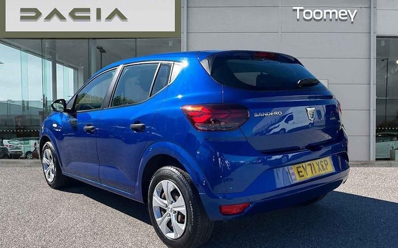 Gebraucht Dacia Sandero Essentiel 91 PS (66 kW) 2025 Kleinwagen