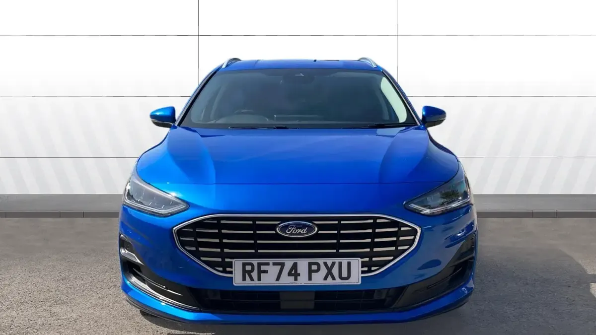 Usado Ford Focus Titanium X 155 CV (114 kW) 2023 Azul Familiar