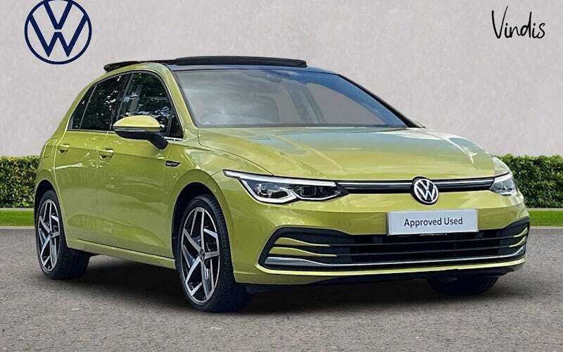 Used 2024 VW Golf VIII Style Hatchback | £19,324 (Super price) - Image 1/4
