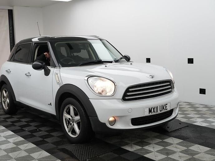 Used Mini Cooper D Countryman 112 HP (82 kW) 2011 White SUV