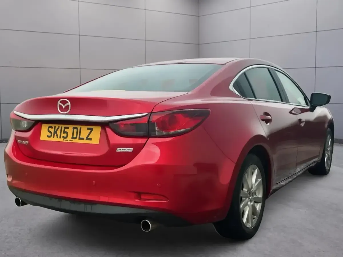 Usado Mazda 6 150 HP (110 kW) 2015 Vermelho Sedan