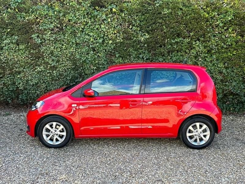 Used Skoda Citigo SE 60 HP (44 kW) 2019 Red Hatchback