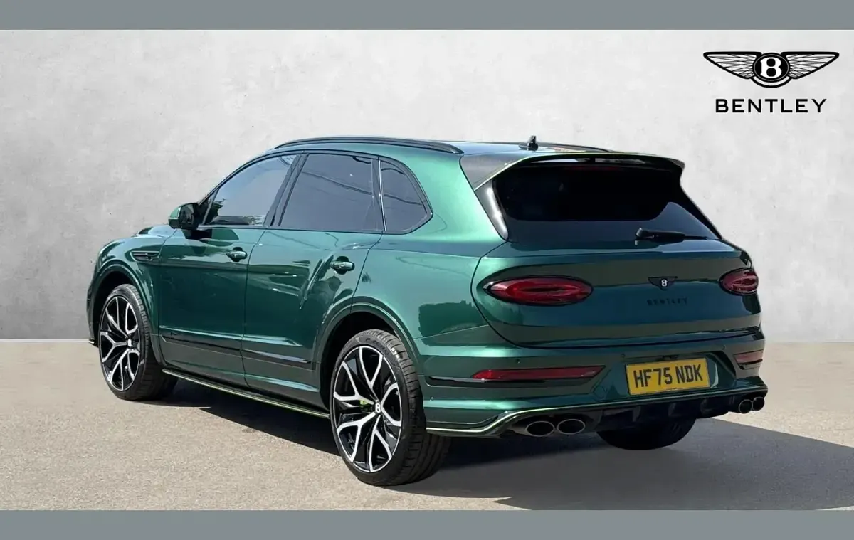 Used Bentley Bentayga 650 HP (478 kW) 2025 Green SUV