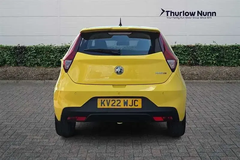 Used MG MG3 Exclusive 106 HP (77 kW) 2022 Yellow Hatchback