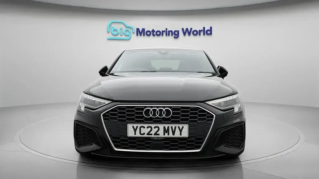 Begagnad Audi A3 Sportback S-Line 110 HK (80 kW) 2022 Svart Halvkombi