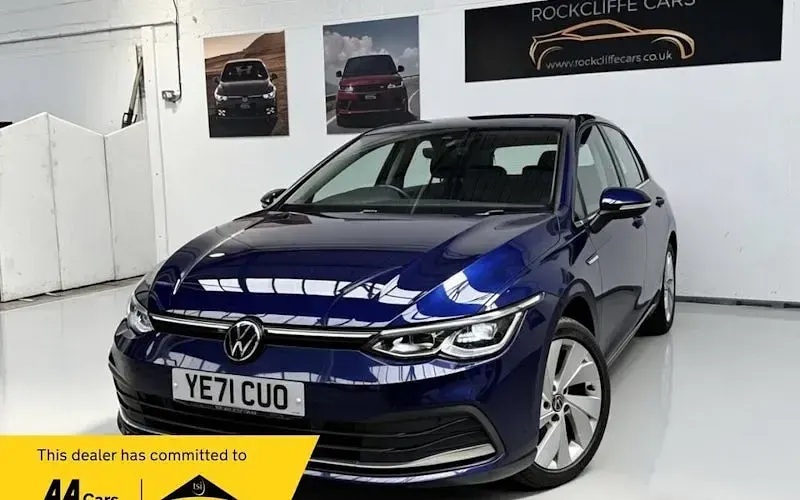 Used VW Golf VIII Style 150 HP (110 kW) 2021 Hatchback