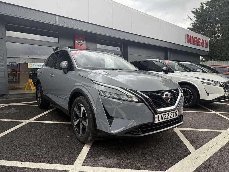Grey Used 2022 Nissan Qashqai N-Connecta SUV | £21,499 (Fair price) - Image 1/3