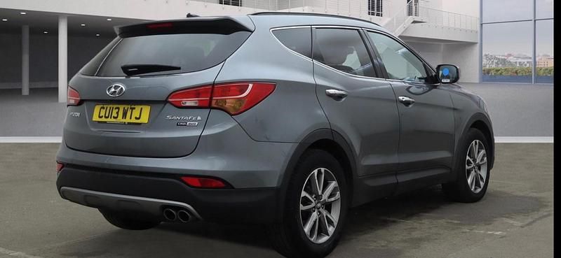 Used Hyundai Santa Fe Premium 194 HP (142 kW) 2013 Silver SUV