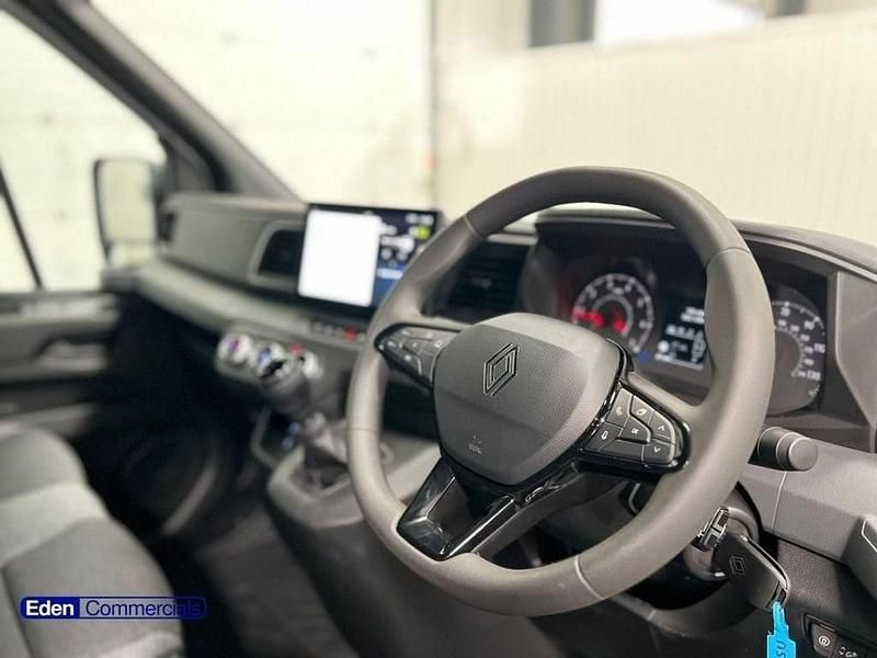 New Renault Master 150 HP (110 kW) 2025 Solid  mineral white  Van