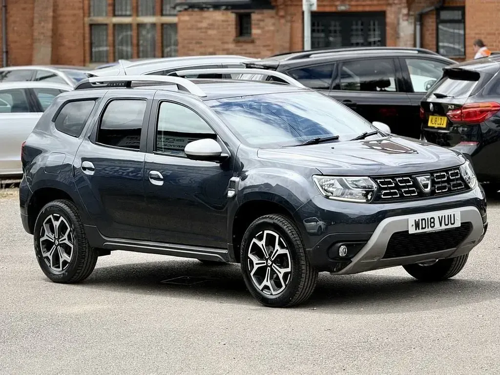 Used Dacia Duster Prestige 114 HP (83 kW) 2018 Grey SUV