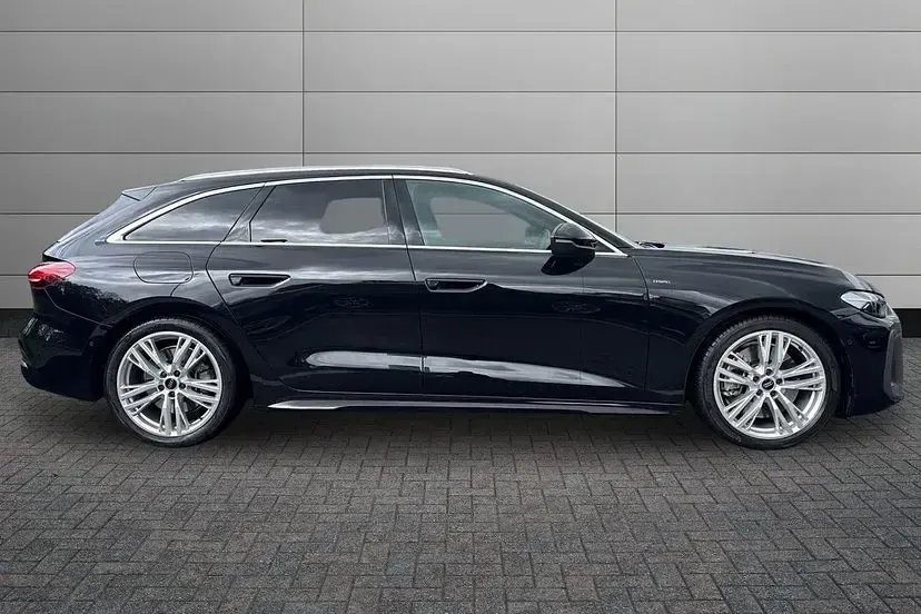 Used Audi A5 S-Line 299 HP (219 kW) 2026 Black Estate