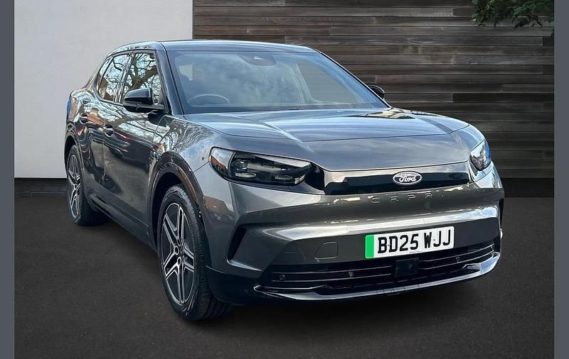 Grey Used 2025 Ford Capri Premium SUV | £34,998 (Fair price) - Image 1/4