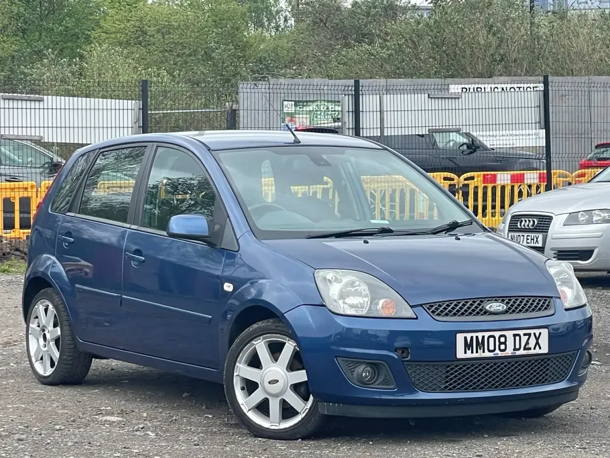 Usado Ford Fiesta Zetec 2008 Azul Citadino