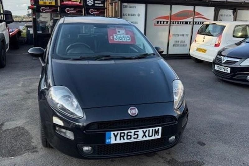 Black Used 2015 Fiat Punto Easy Plus Hatchback | £3,495 (Fair price) - Image 1/1