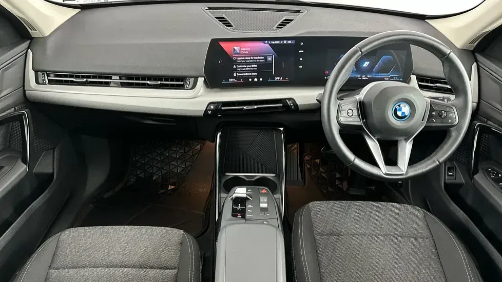 Second-hand BMW X1 Sport Line 242 CP (177 kW) 2024 Argintiu SUV