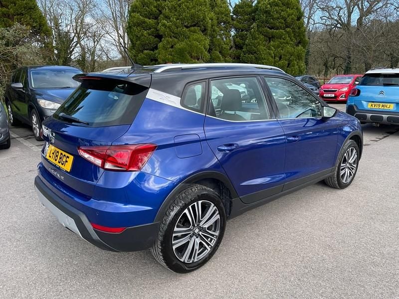 Used Seat Arona XCELLENCE 115 HP (84 kW) 2018 Blue SUV