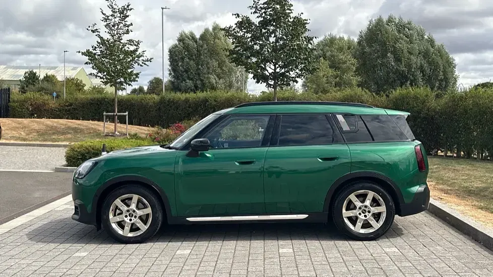Used Mini Countryman 227 kW (309 HP) 2025 Green SUV