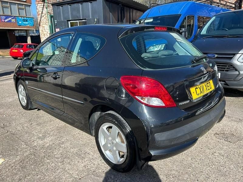 Used Peugeot 207 Envy 2011 Black Hatchback