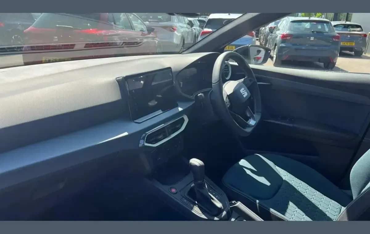 Nuevo Seat Ibiza SE Technology 115 CV (84 kW) 2026 Negro Utilitario