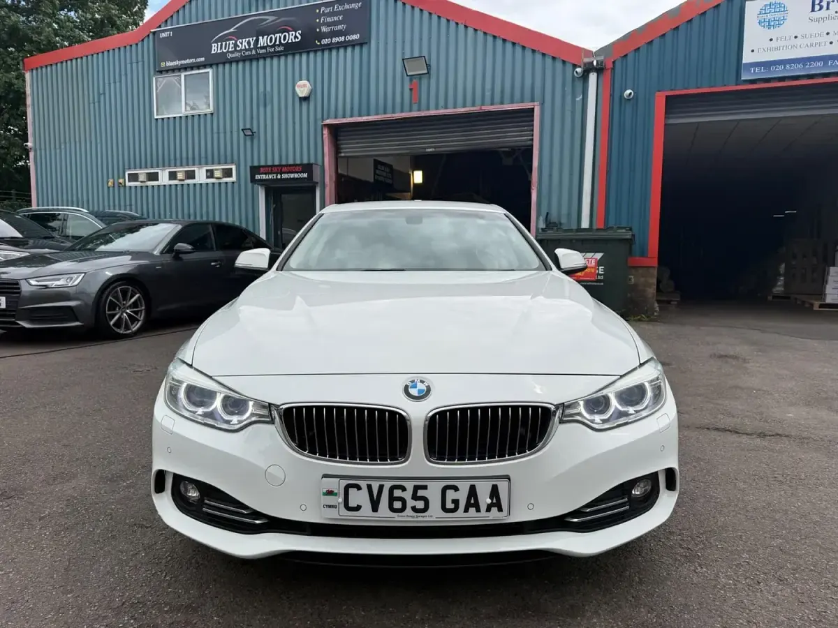 Used BMW 420 Coupé Luxury Line 2015 White Coupe