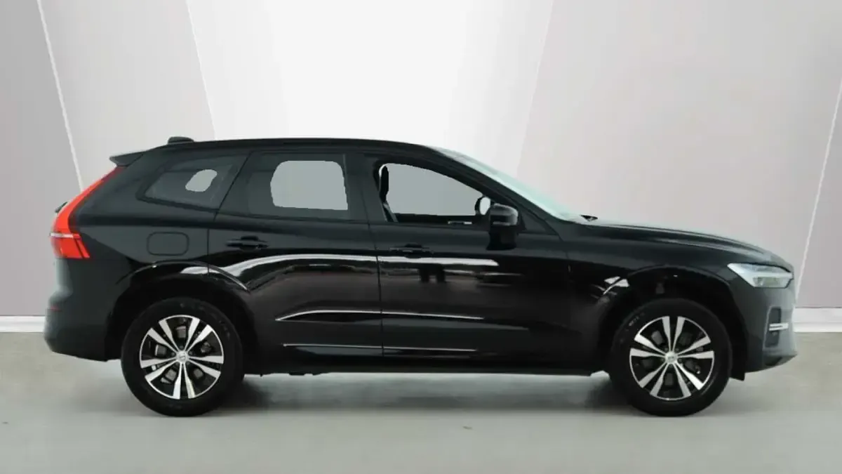 Used Volvo XC60 Core 250 HP (183 kW) 2024 SUV