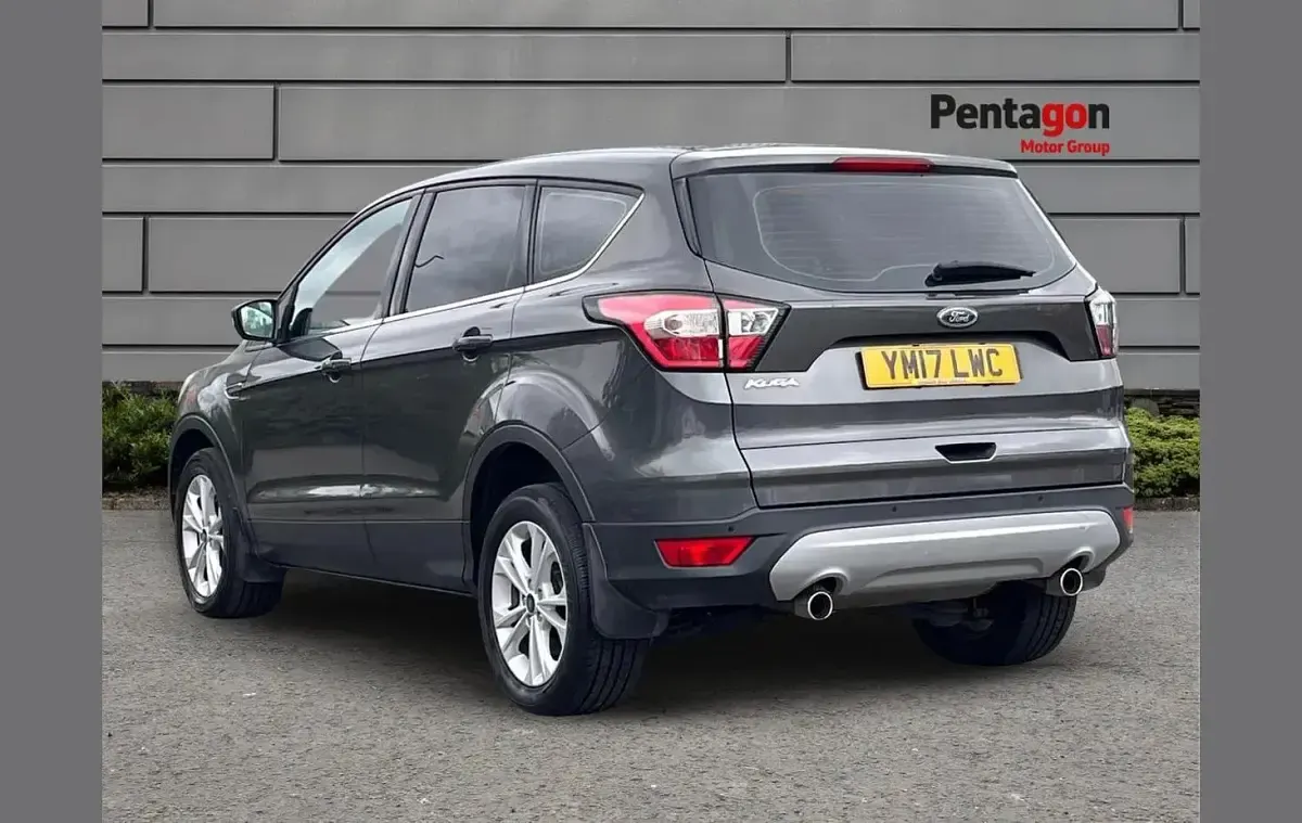 Used Ford Kuga Titanium 120 HP (88 kW) 2017 Grey SUV