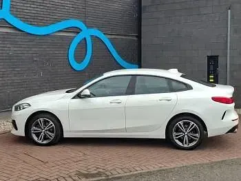 Used BMW 218 Sport Line 136 HP (100 kW) 2023 White Coupe