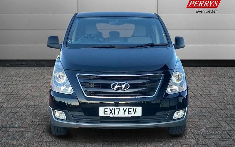 Used Hyundai I800 SE 136 HP (100 kW) 2017 Black MPV