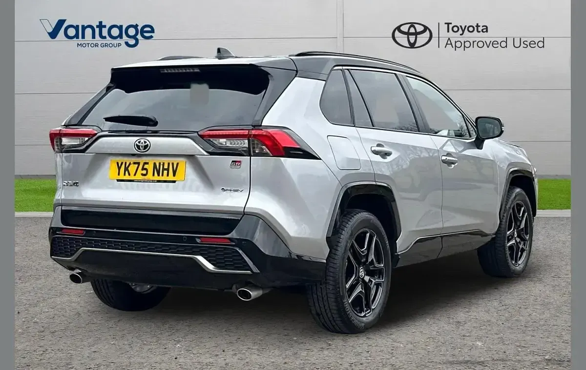 Used Toyota RAV4 Hybrid Sport 301 HP (221 kW) 2025 Silver SUV