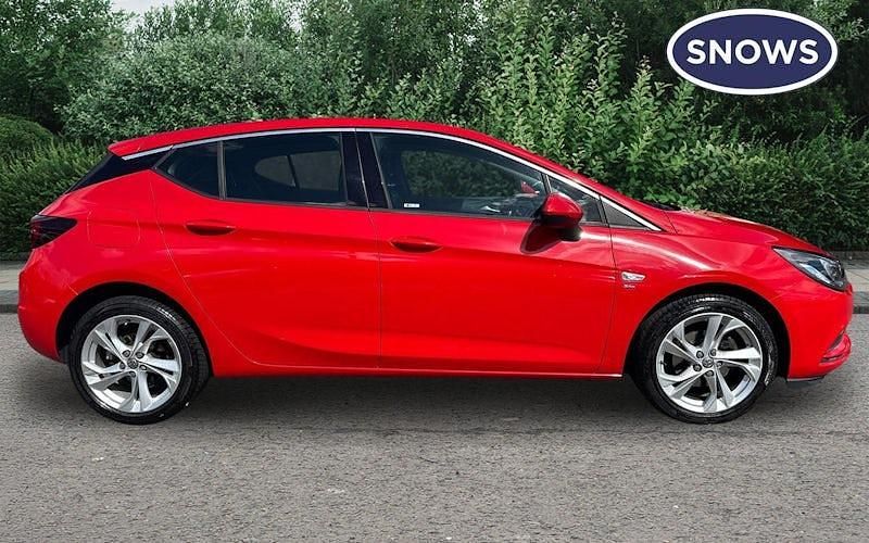 Used Vauxhall Astra SRi 150 HP (110 kW) 2018 Red Hatchback