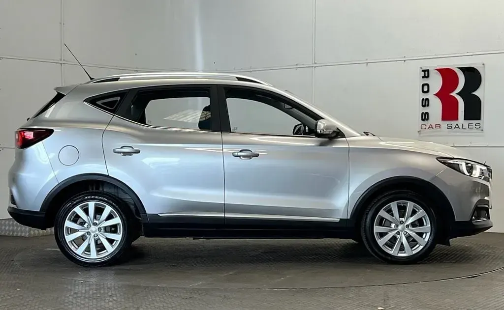 Used MG ZS Excite 106 HP (77 kW) 2020 Silver SUV