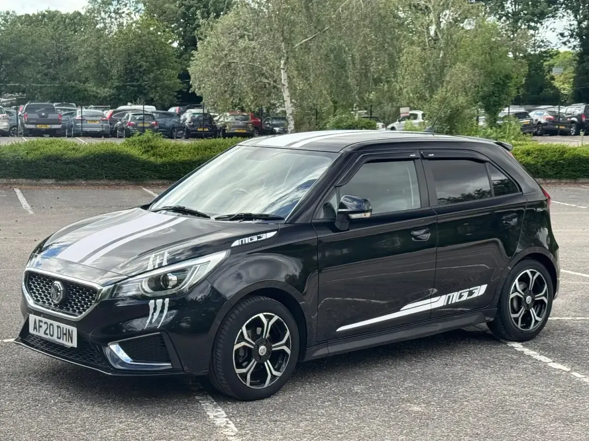 Used MG MG3 Exclusive 106 HP (77 kW) 2020 Black Hatchback
