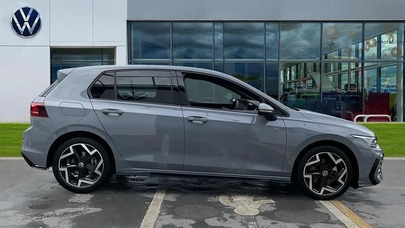 Used VW Golf VIII R-line 150 HP (110 kW) 2025 Moonstone grey