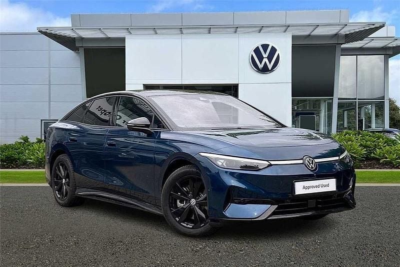 Blue Used 2025 VW ID.7 Pro Sedan | £46,990 - Image 1/4