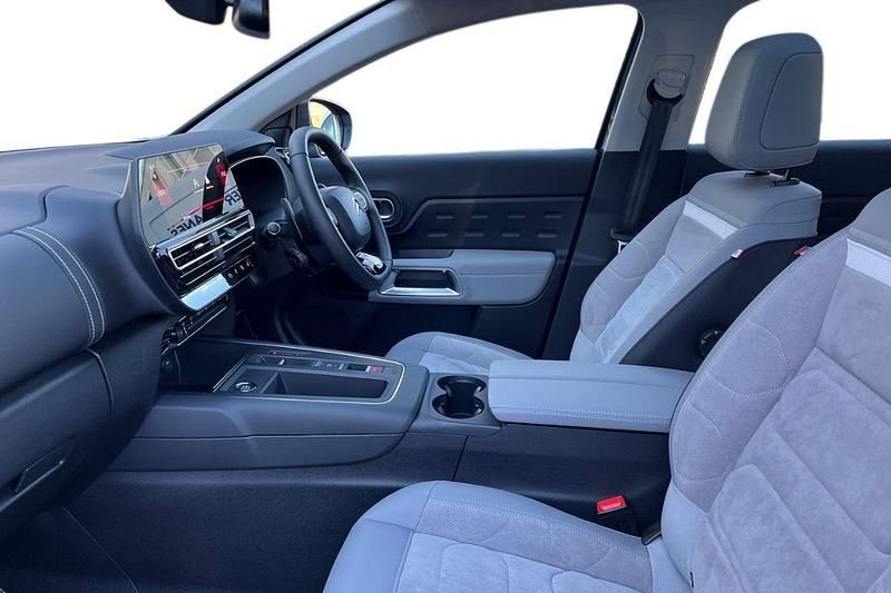 Platinum grey Used 2024 Citroën C5 Aircross PureTech SUV | £21,490 (Fair price) - Image 1/4