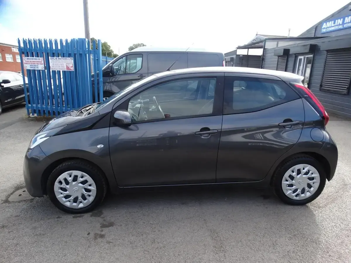 Used Toyota Aygo X-play 2021 Grey Hatchback