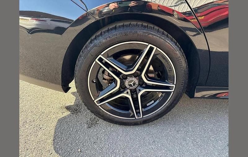 Used Mercedes CLA200 Executive 161 HP (118 kW) 2025 Black Estate