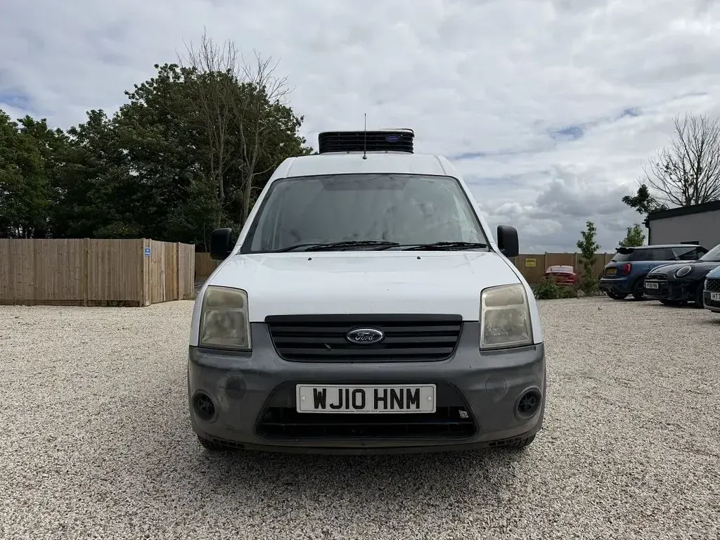 Used Ford Transit Connect 110 HP (80 kW) 2010 White MPV