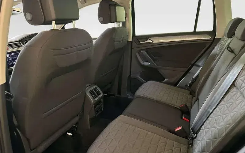 Used VW Tiguan Life 131 HP (96 kW) 2024 Grey SUV