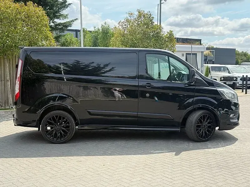 Used Ford Transit Custom Sport 170 HP (125 kW) 2019 Black Van