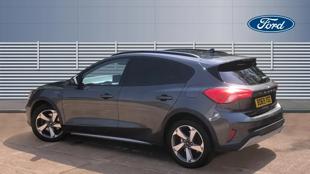 Used Ford Focus Active 125 HP (91 kW) 2019 Grey Hatchback