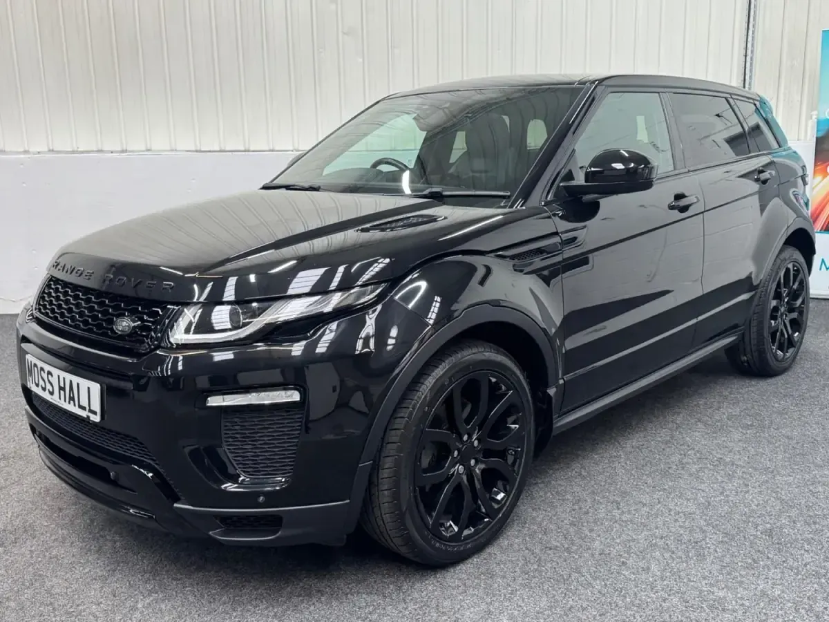 Używany Land Rover Range Rover evoque HSE Dynamic 2018 Czarny Kombi