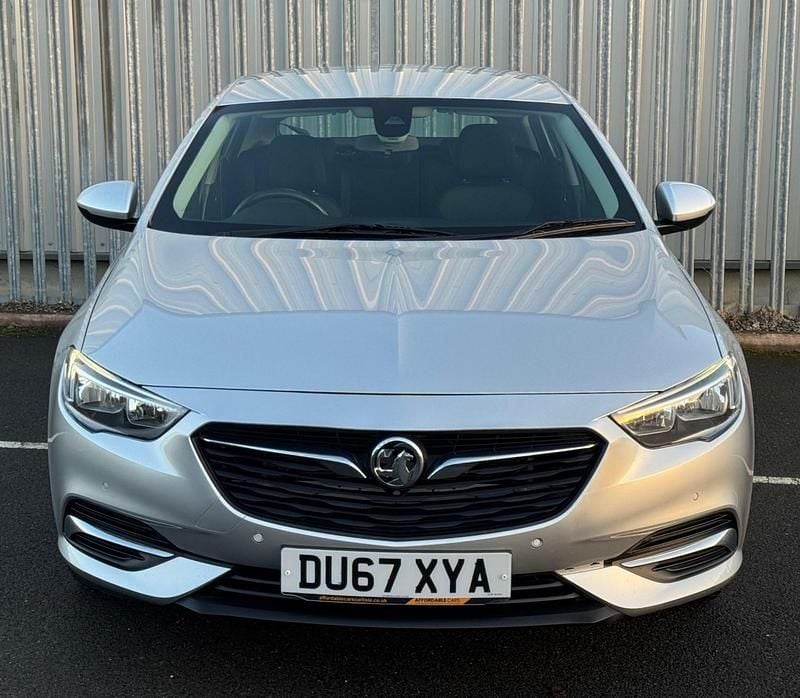 Used Vauxhall Insignia Design Edition 2017 Silver Hatchback