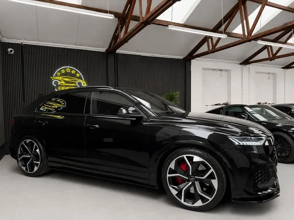 Used Audi Q8 600 HP (441 kW) 2020 Black SUV