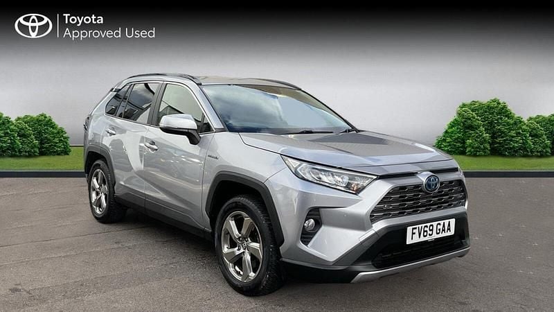 Silver Used 2019 Toyota RAV4 Hybrid Design SUV | £19,335 (Fair price) - Image 1/4