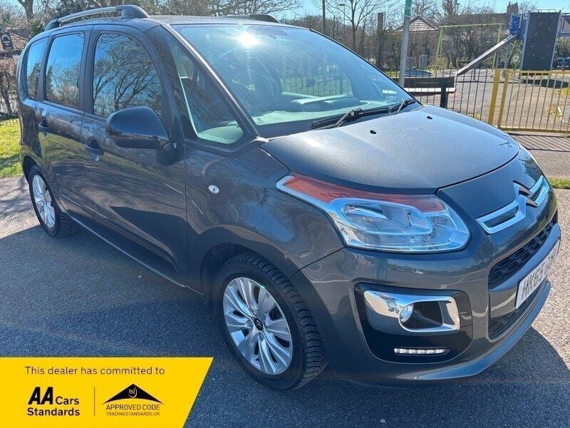Grey Used 2016 Citroën C3 PureTech Hatchback | £4,990 (Good price) - Image 1/3