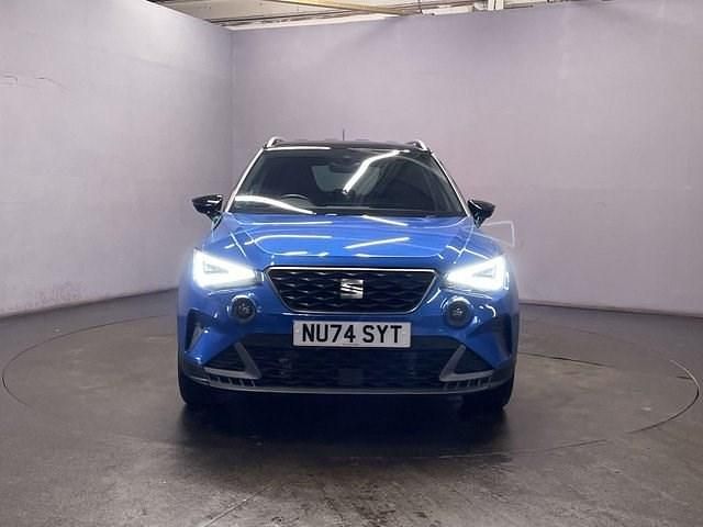 Used Seat Arona FR 115 HP (84 kW) 2024 Blue SUV